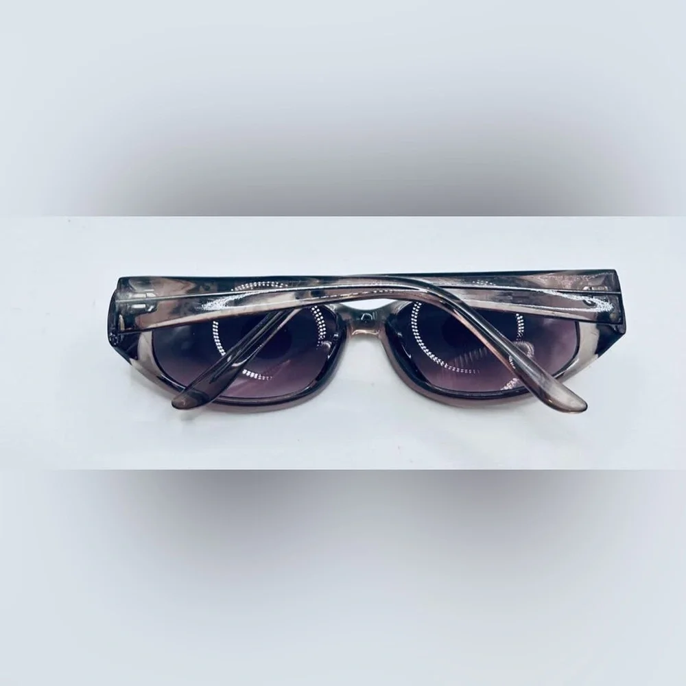 Liz Claiborne Brown Translucent Oval Sunglasses Frames Only